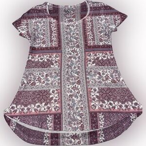 Style & Co. Maroon and Cream Patterned Tunic w/silver embellishment on front